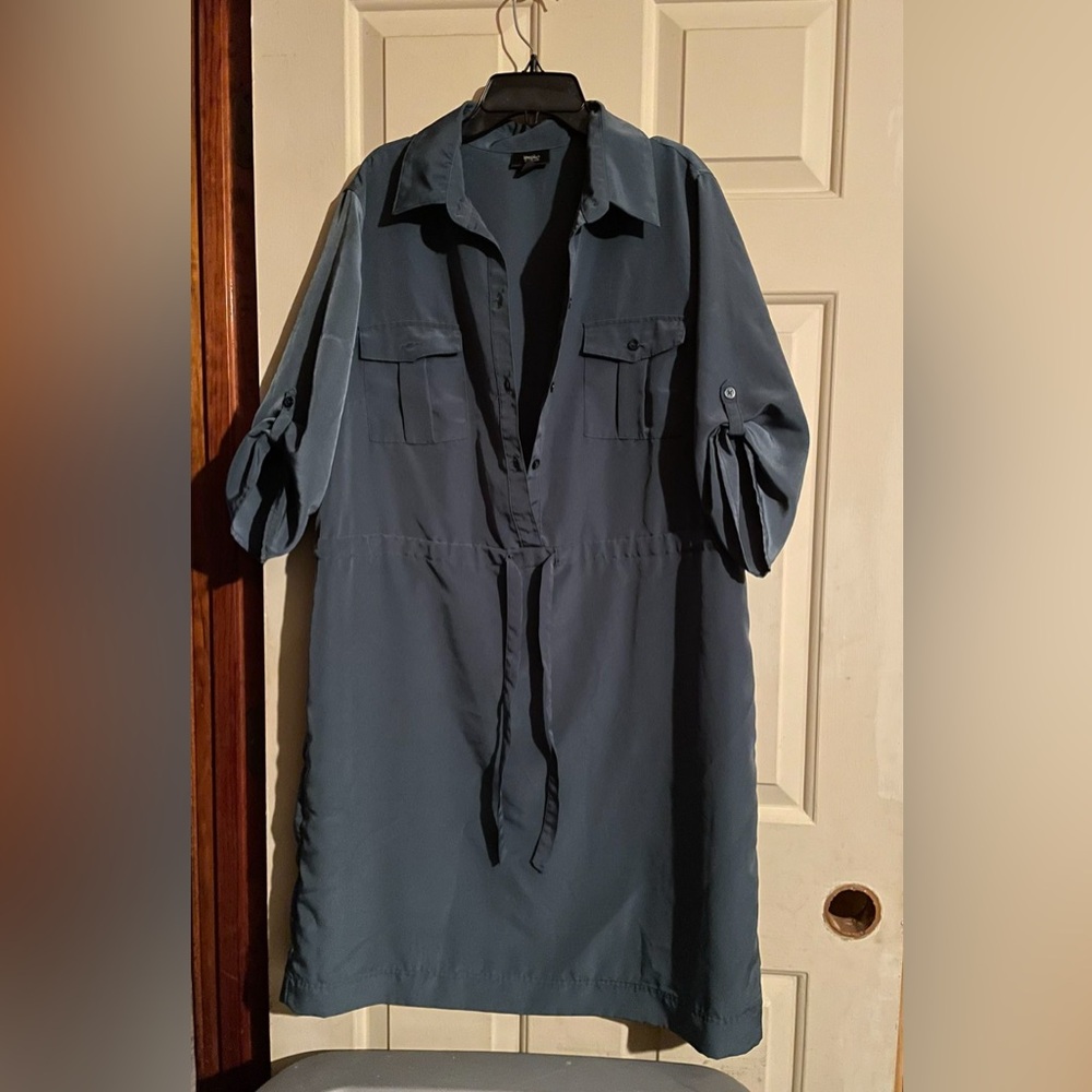 Elegant Blue/Green Button Down Casual Dress